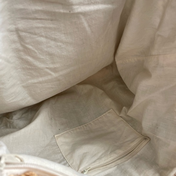 Large Woven Straw Tote Bsg - Picture 3 of 5